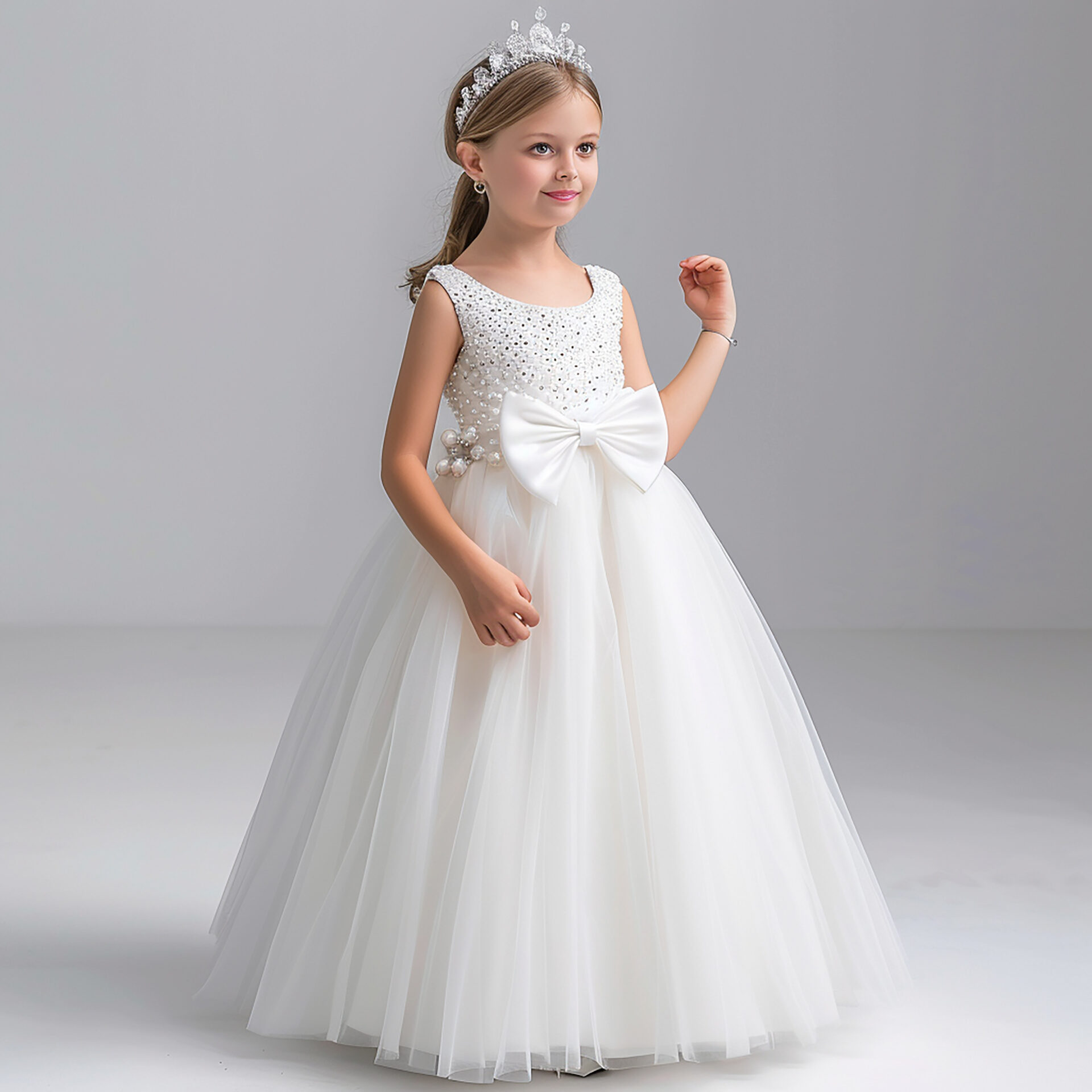 white-childrens-princess-dress-with-open-back-bow-decoration-waist-large-pearls (1)